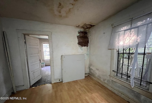 1419 W 24th St, Jacksonville, FL 32209 - unfurnished room with wood finished floors
