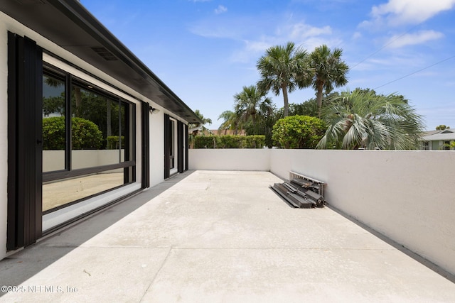 13 Clarendon Ct S, Palm Coast, FL 32137 - view of patio / terrace