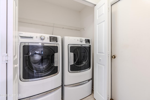 96428 Chester Rd, Yulee, FL 32097 - laundry area with washing machine and dryer
