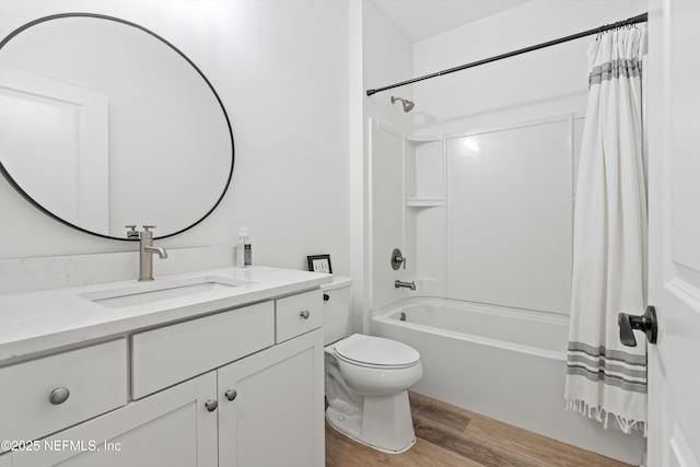 32 Mosaic Park Ave, Saint Augustine, FL 32092 - bathroom featuring wood finished floors, vanity, shower / bathtub combination with curtain, and toilet