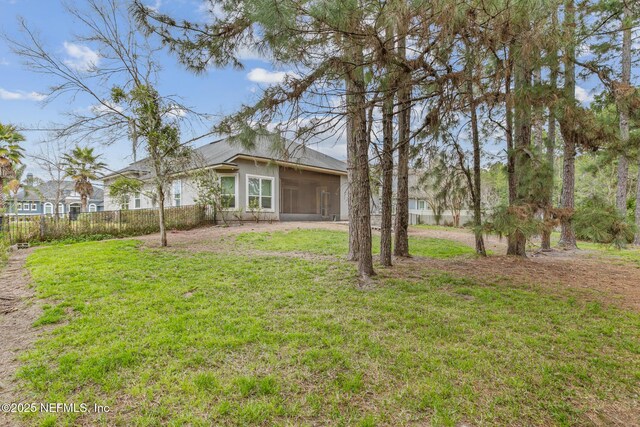 1098 Spanish Bay Ct, Orange Park, FL 32065 - view of yard featuring a sunroom