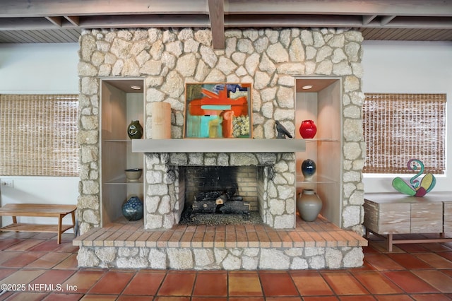 1927 Beachside Ct, Atlantic Beach, FL 32233 - detailed view of a fireplace