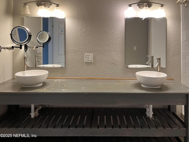 4522 Kingsbury St, Jacksonville, FL 32205 - bathroom with a sink and a textured wall