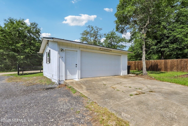 10 Sesame St, Middleburg, FL 32068 - view of detached garage