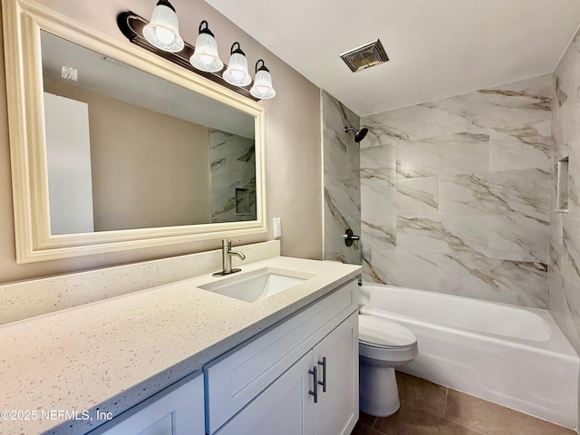 7779 Las Palmas Way Unit 114, Jacksonville, FL 32256 - full bath with toilet, vanity, and shower / washtub combination