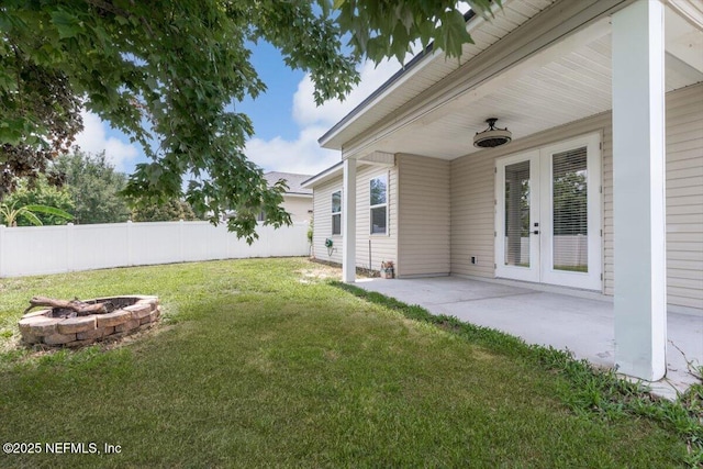 1011 Wetland Ridge Cir, Middleburg, FL 32068 - view of yard featuring a patio area, french doors, and a fire pit
