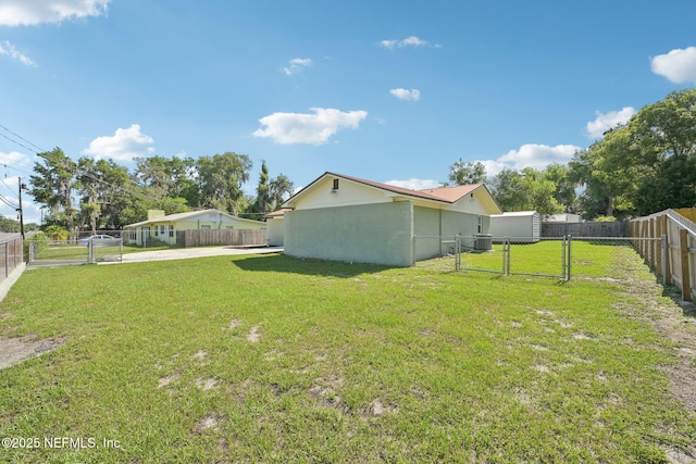 1515 Husson Ave, Palatka, FL 32177 - view of yard with a gate