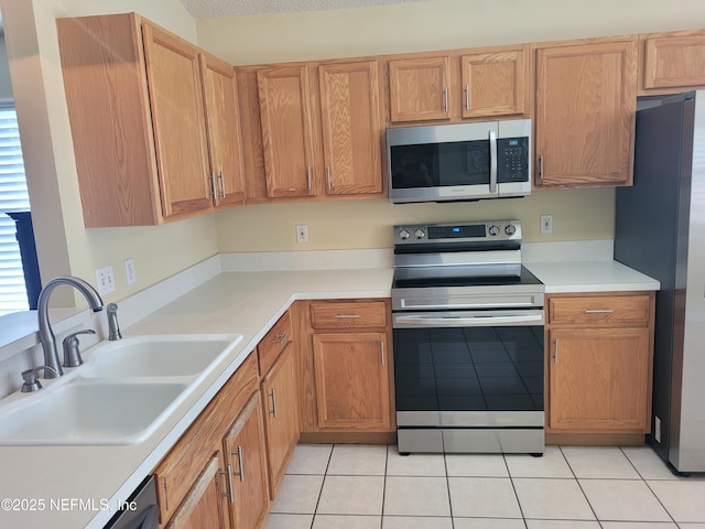 724 Lake Geneva Dr, Saint Augustine, FL 32092