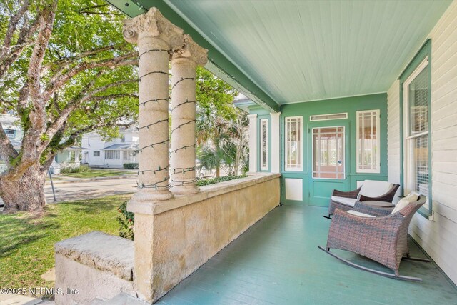 24 Sevilla St, Saint Augustine, FL 32084 - view of porch