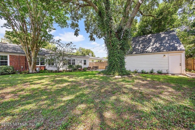 4371 Gadsden Ct, Jacksonville, FL 32207 - view of yard featuring an outdoor structure