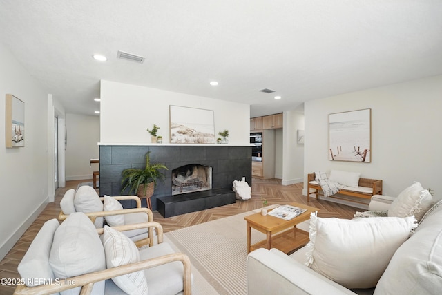 1233 Boca Grande Ave, Jacksonville, FL 32233 - living area with baseboards, recessed lighting, and a fireplace