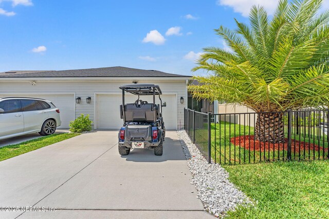 68 Cabana Dr, Ponte Vedra, FL 32081 - view of front of home featuring concrete driveway