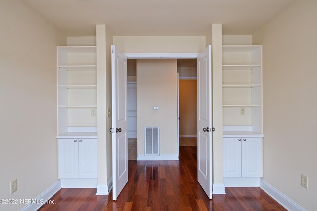 400 E Bay St Unit 1010, Jacksonville, FL 32202 - view of closet