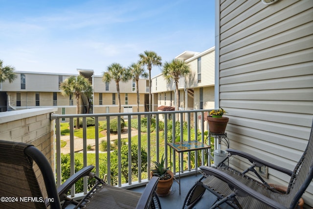 901 Ocean Blvd Unit 98, Atlantic Beach, FL 32233 - balcony with a residential view