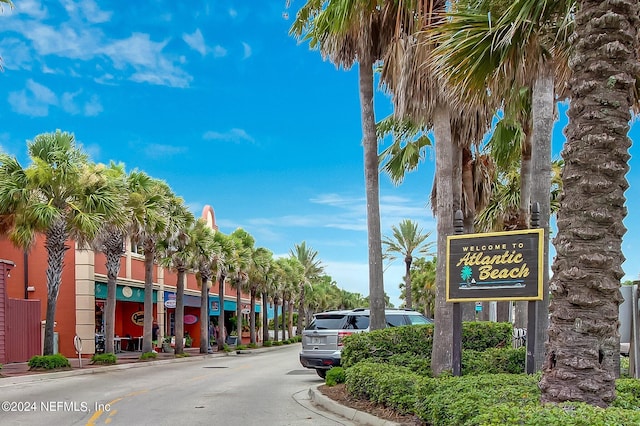 901 Ocean Blvd Unit 98, Atlantic Beach, FL 32233 - view of asphalt road featuring curbs and street lighting