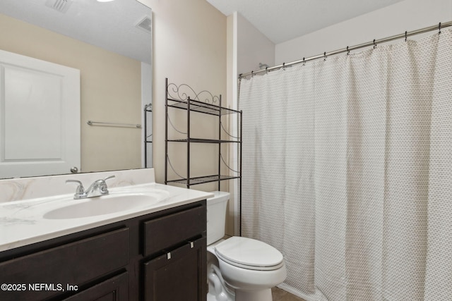 79653 Plummers Creek Dr, Yulee, FL 32097 - bathroom featuring toilet, vanity, and a shower with shower curtain