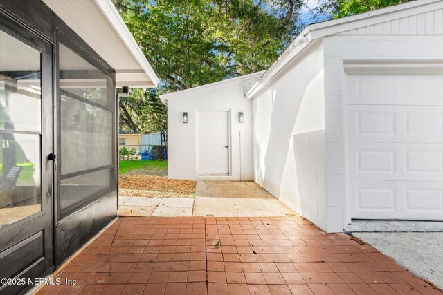 1129 Sebago Ave N, Jacksonville, FL 32233 - view of garage