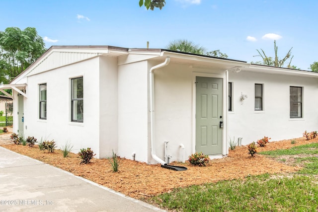 3832 Bunnell Dr, Jacksonville, FL 32246 - view of front of home featuring stucco siding