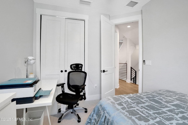 1622 Bridgeton Dr, Jacksonville, FL 32207 - bedroom with a closet
