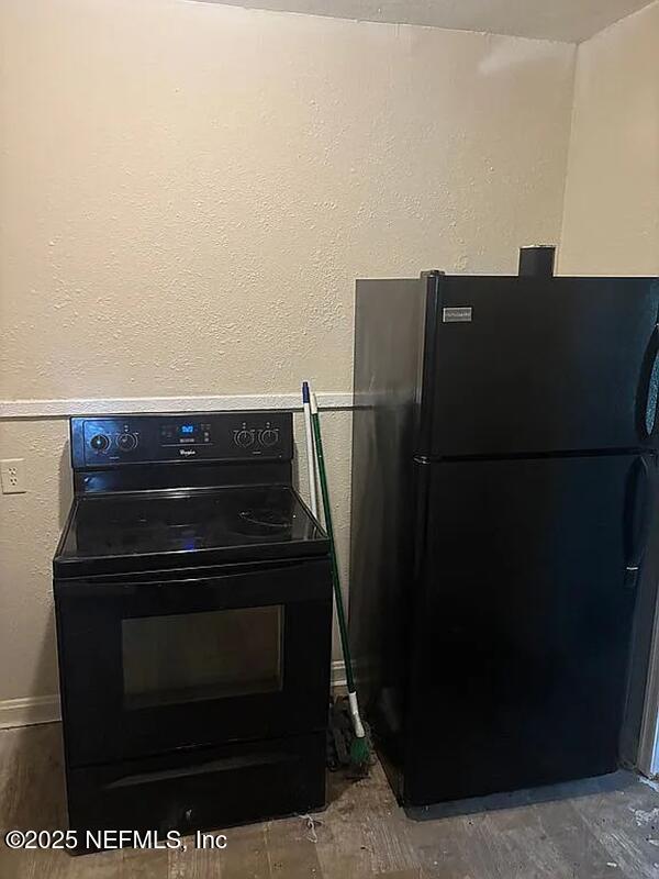 1080 W 13th St, Jacksonville, FL 32209 - photo 13