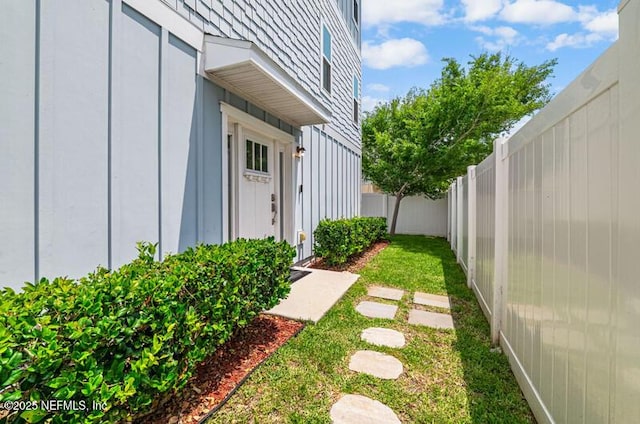 2189 2nd St S, Jacksonville Beach, FL 32250 - view of fenced backyard