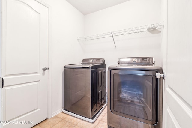 6033 Bartram Village Dr, Jacksonville, FL 32258 - laundry area featuring washing machine and clothes dryer
