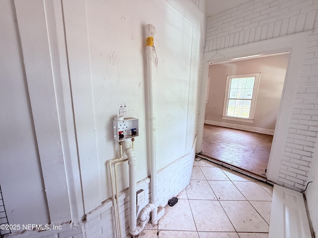 2771 Sunnyside St, Jacksonville, FL 32254 - bathroom featuring tile patterned flooring