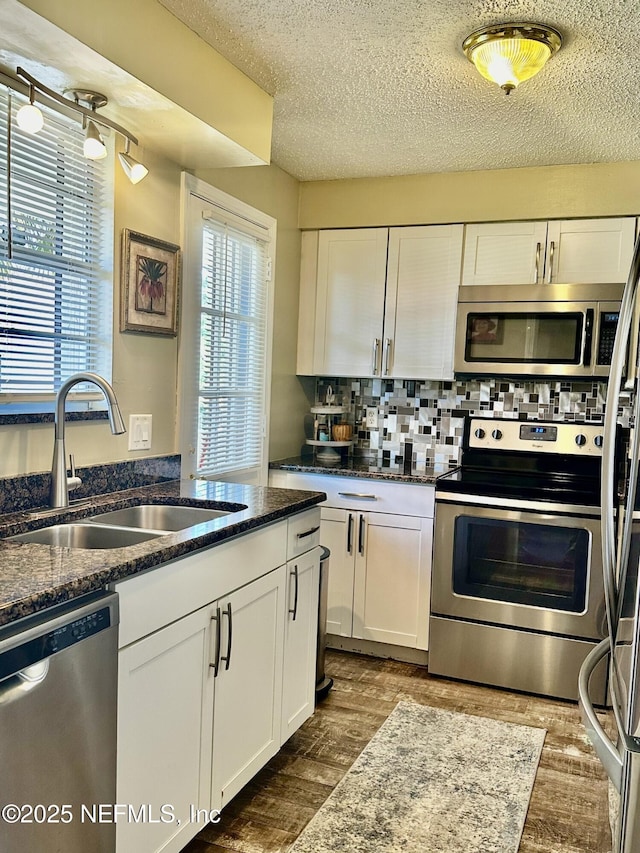 1540 El Prado Rd Unit 3, Jacksonville, FL 32216 - photo 1