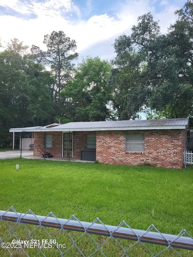 573 Starratt Rd, Jacksonville, FL 32218 - photo 5