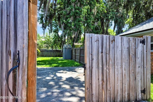 3111 Old Port Cir E, Jacksonville, FL 32216 - view of gate
