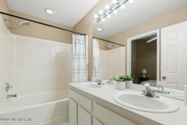 7990 Baymeadows Rd E Unit 2006, Jacksonville, FL 32256 - full bath with shower / bathtub combination with curtain and double vanity