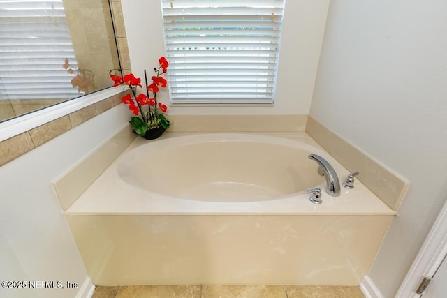 112 Glenlivet Way, Saint Johns, FL 32259 - bathroom with a bath