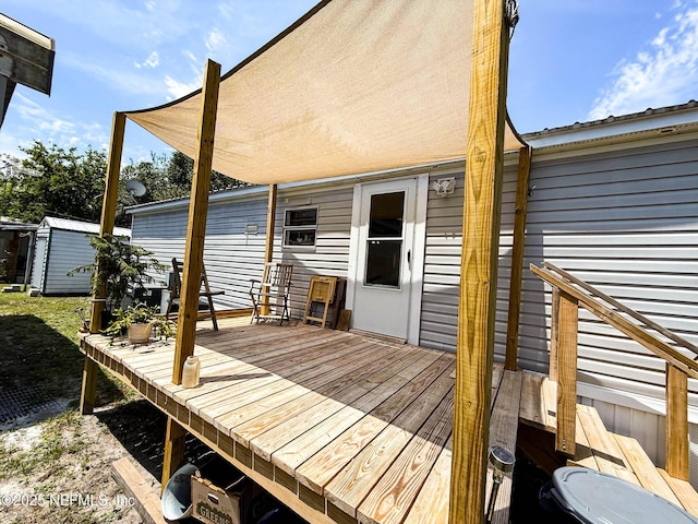104 Waterway Ave, Satsuma, FL 32189 - view of deck
