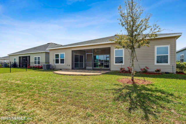 2724 White Cedar Ln, Green Cove Springs, FL 32043 - back of property with cooling unit, a sunroom, and a patio
