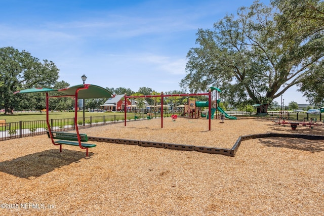 2724 White Cedar Ln, Green Cove Springs, FL 32043 - view of community play area