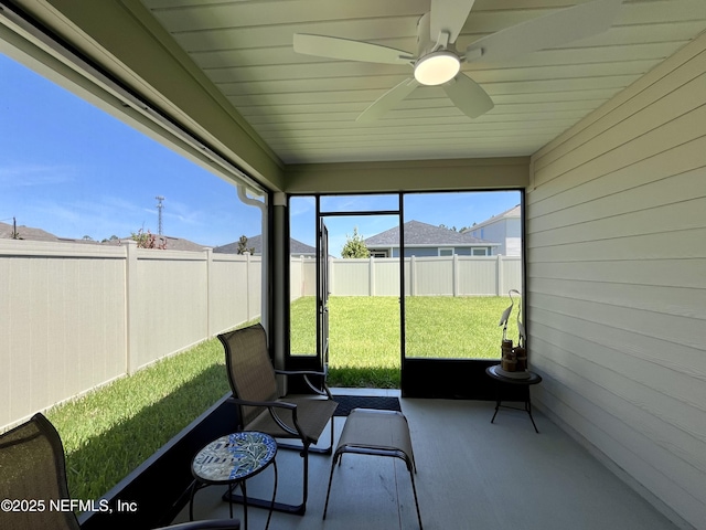 354 Boulder Ln, Saint Johns, FL 32259 - sunroom featuring a ceiling fan
