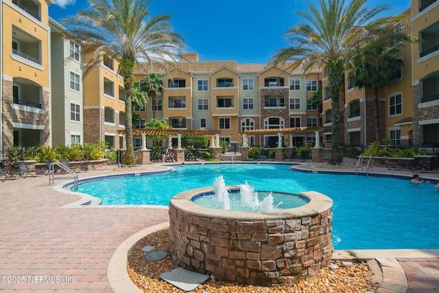 8539 W Gate Pkwy Unit 424, Jacksonville, FL 32216 - view of community pool