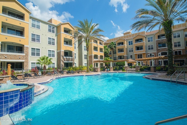 8539 W Gate Pkwy Unit 424, Jacksonville, FL 32216 - view of community pool