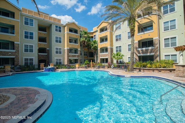 8539 W Gate Pkwy Unit 424, Jacksonville, FL 32216 - view of community pool