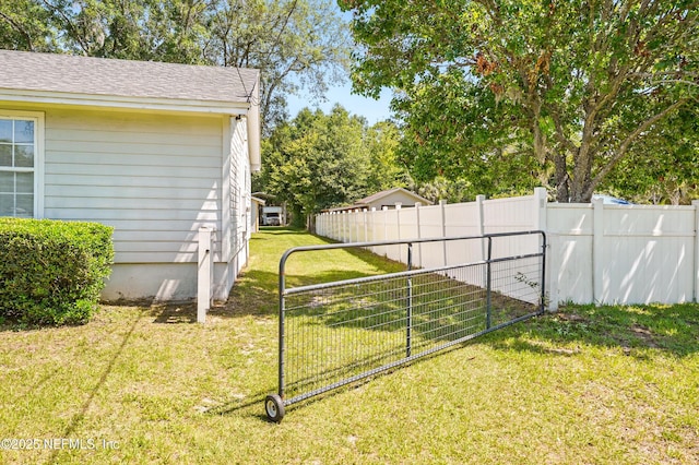 1537 Elmar Rd, Jacksonville, FL 32226 - view of yard with a gate