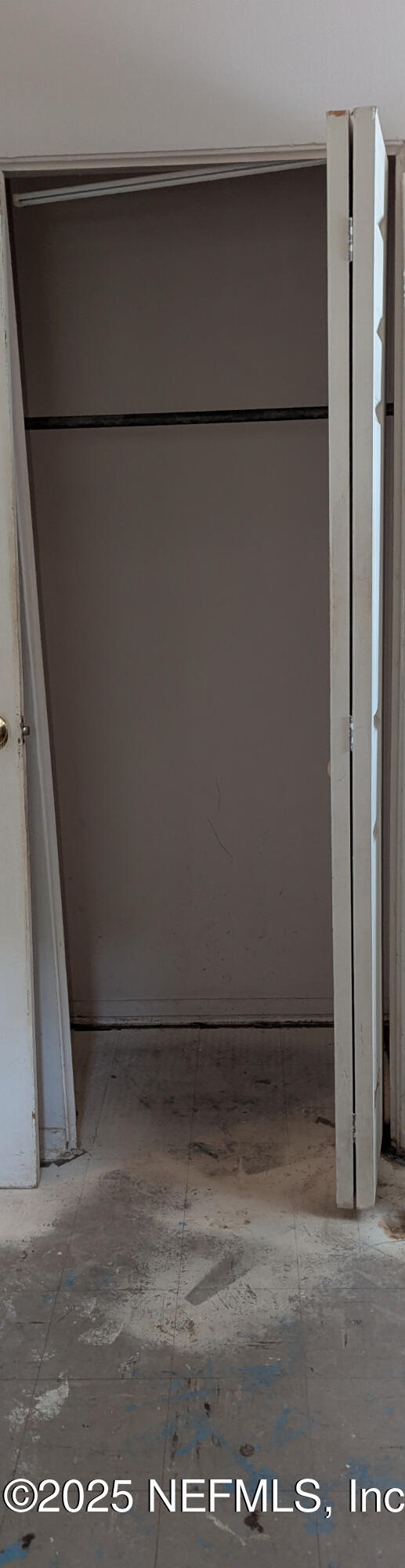 4649 Fairleigh Ave, Jacksonville, FL 32208 - view of closet