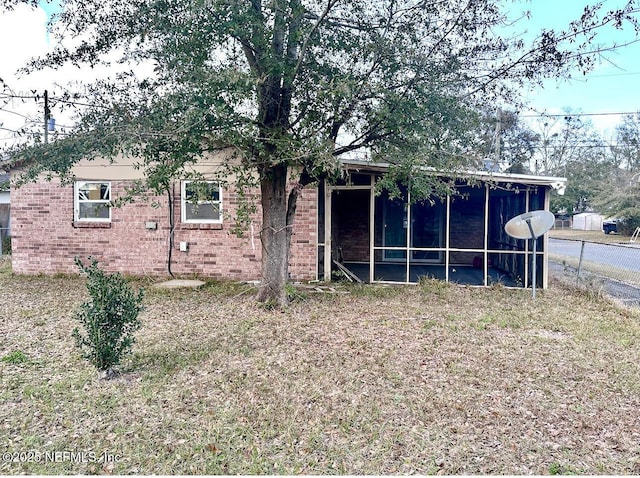 2556 W 28th St, Jacksonville, FL 32209 - photo 4