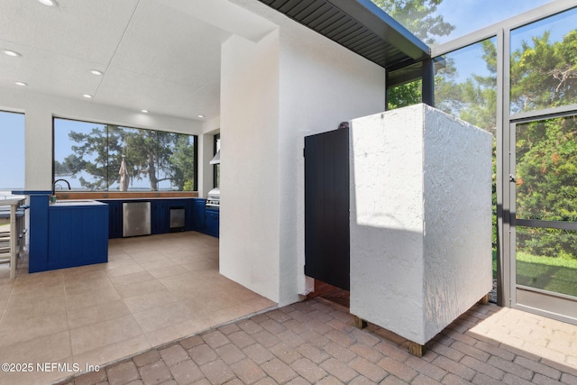 95544 Wilder Blvd, Fernandina Beach, FL 32034 - view of patio featuring exterior kitchen and a sink
