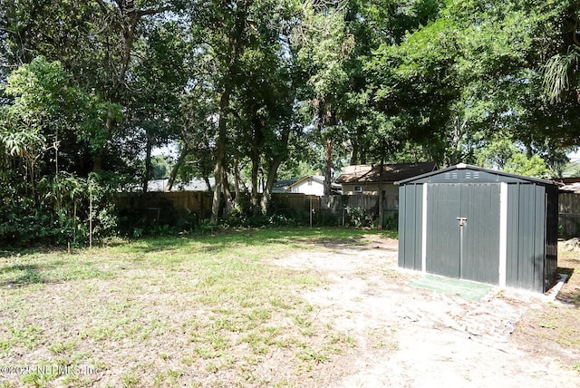 3763 Valley Rd, Jacksonville, FL 32207 - view of yard
