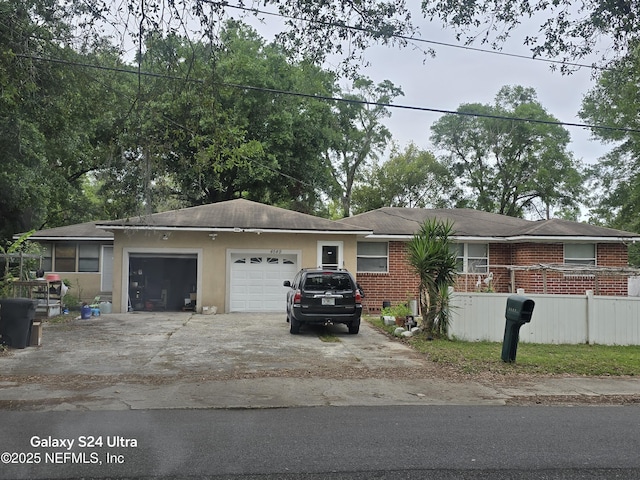 4549 Clinton Ave, Jacksonville, FL 32207 - single story home featuring driveway and an attached garage