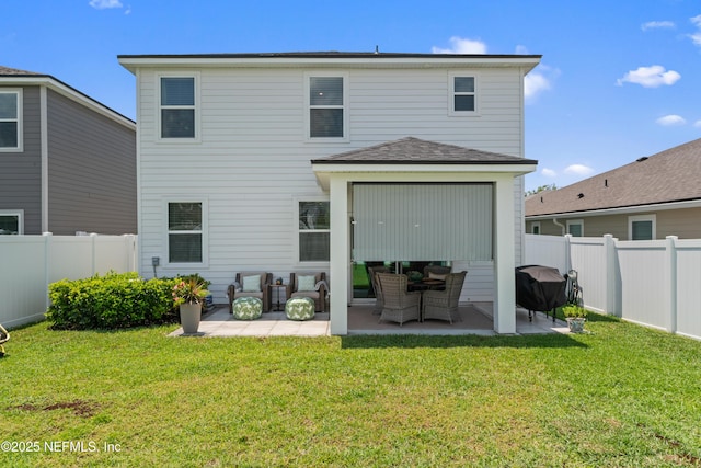571 Meadow Creek Dr, Saint Johns, FL 32259 - back of property featuring a patio area and outdoor lounge area