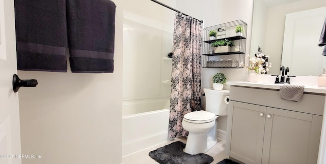 55 Fairlake Cir, Saint Augustine, FL 32092 - full bathroom featuring toilet, vanity, and shower / bath combo