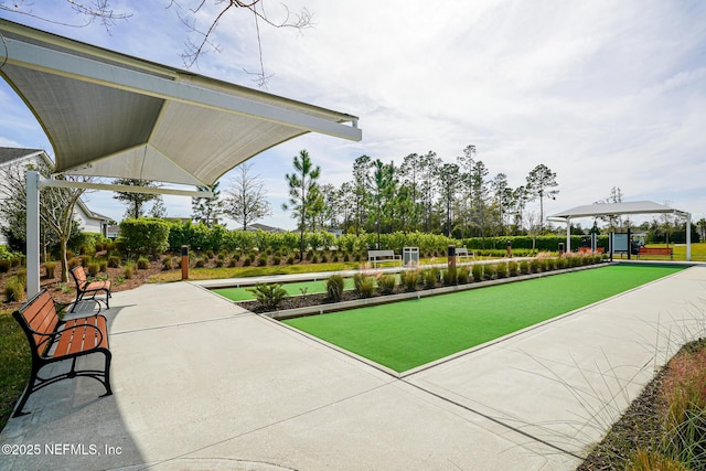 109 Fly Line Dr, Saint Johns, FL 32259 - surrounding community with a game area