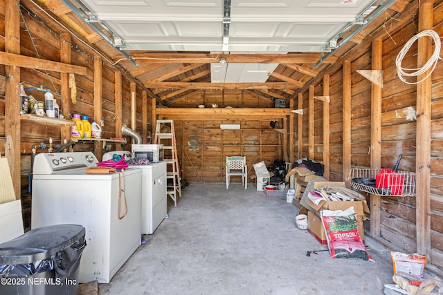 606 Meteor St, Jacksonville, FL 32205 - garage featuring independent washer and dryer