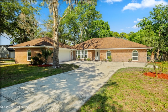 4535 Whispering Inlet Dr, Jacksonville, FL 32277 - photo 1